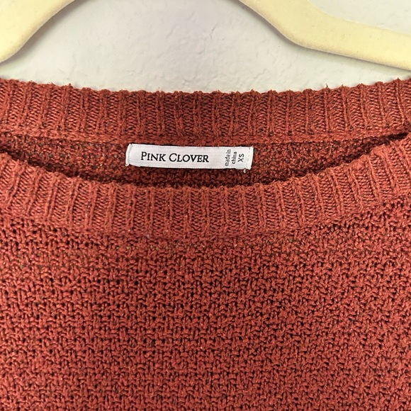 Pink Clover Sweater - Picture 3 of 4